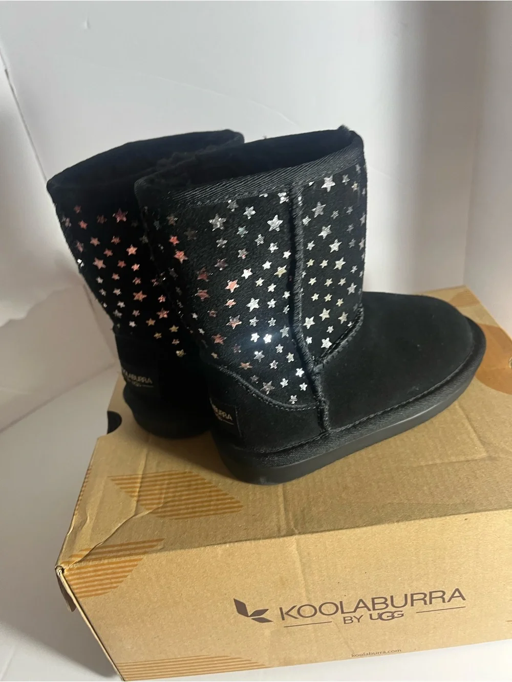 Koolaburra by UGG boots size 8 good condition